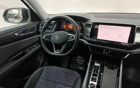 Volkswagen Teramont I, 2024 год, 5 400 000 рублей, 13 фотография