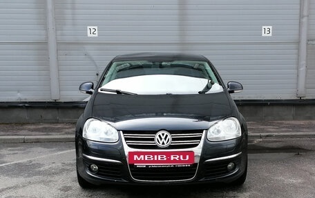 Volkswagen Jetta VI, 2010 год, 579 000 рублей, 2 фотография