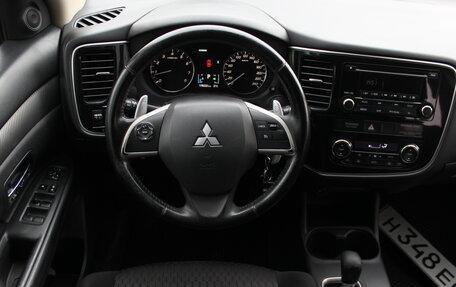 Mitsubishi Outlander III рестайлинг 3, 2012 год, 1 325 000 рублей, 15 фотография