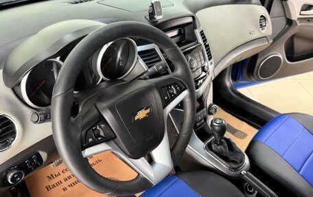 Chevrolet Cruze II, 2011 год, 580 000 рублей, 6 фотография