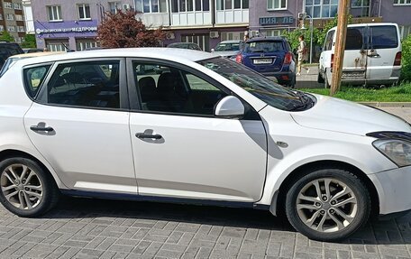 KIA cee'd I рестайлинг, 2008 год, 620 000 рублей, 4 фотография