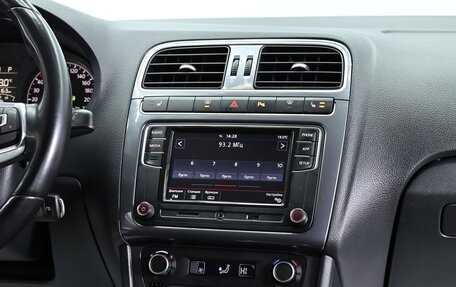 Volkswagen Polo VI (EU Market), 2019 год, 945 000 рублей, 9 фотография