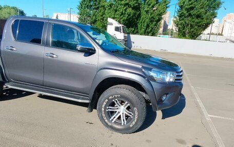 Toyota Hilux VIII, 2018 год, 3 500 000 рублей, 4 фотография
