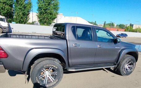 Toyota Hilux VIII, 2018 год, 3 500 000 рублей, 5 фотография