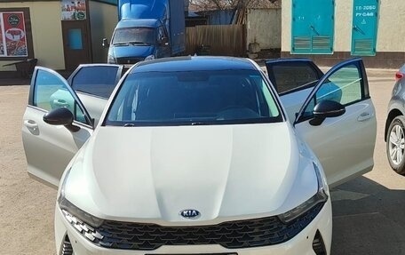 KIA K5, 2021 год, 1 800 000 рублей, 6 фотография