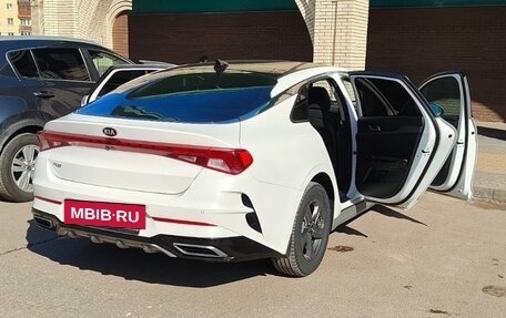 KIA K5, 2021 год, 1 800 000 рублей, 3 фотография