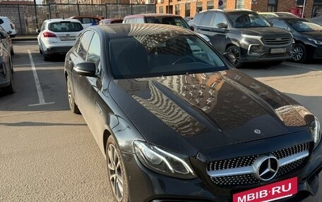 Mercedes-Benz E-Класс, 2019 год, 2 990 000 рублей, 7 фотография