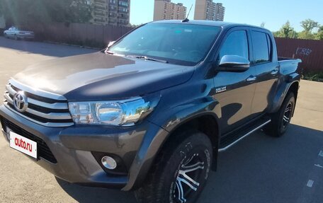 Toyota Hilux VIII, 2018 год, 3 500 000 рублей, 2 фотография