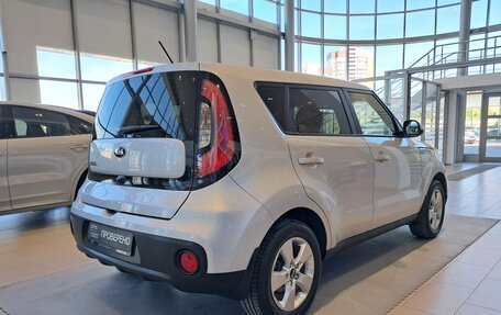 KIA Soul II рестайлинг, 2018 год, 1 575 000 рублей, 9 фотография