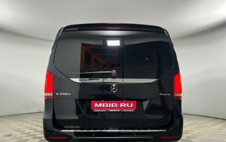 Mercedes-Benz V-Класс, 2020 год, 9 580 000 рублей, 5 фотография