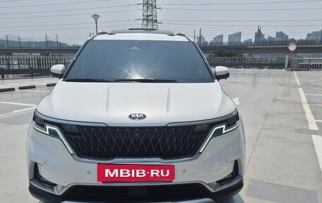 KIA Carnival, 2022 год, 2 800 000 рублей, 2 фотография