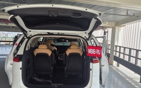 KIA Carnival, 2022 год, 2 800 000 рублей, 18 фотография