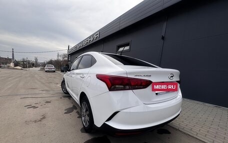 Hyundai Solaris II рестайлинг, 2021 год, 1 700 000 рублей, 7 фотография