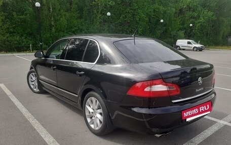 Skoda Superb III рестайлинг, 2009 год, 1 395 000 рублей, 6 фотография