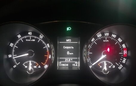 Skoda Superb III рестайлинг, 2009 год, 1 395 000 рублей, 21 фотография
