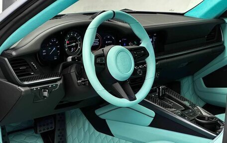 Porsche 911, 2023 год, 89 900 000 рублей, 15 фотография