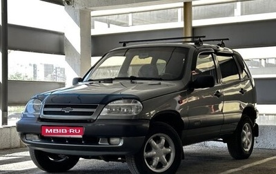 Chevrolet Niva I рестайлинг, 2004 год, 299 000 рублей, 1 фотография