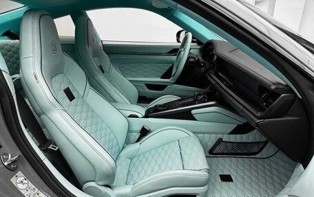 Porsche 911, 2023 год, 89 900 000 рублей, 16 фотография