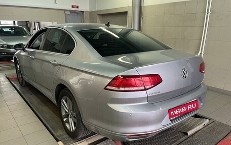 Volkswagen Passat B8 рестайлинг, 2019 год, 1 900 000 рублей, 1 фотография