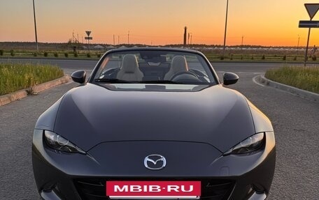 Mazda MX-5, 2018 год, 3 900 000 рублей, 2 фотография