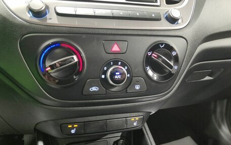 Hyundai Solaris II рестайлинг, 2019 год, 1 420 000 рублей, 21 фотография