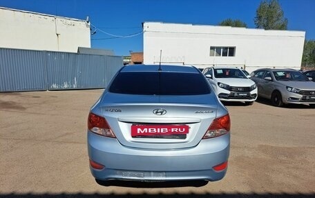Hyundai Solaris II рестайлинг, 2011 год, 599 000 рублей, 7 фотография