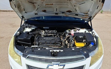 Chevrolet Cruze II, 2013 год, 599 000 рублей, 13 фотография