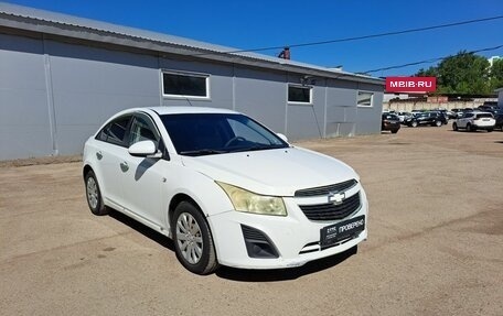 Chevrolet Cruze II, 2013 год, 599 000 рублей, 2 фотография