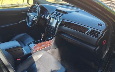 Toyota Camry, 2015 год, 1 950 000 рублей, 13 фотография