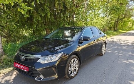 Toyota Camry, 2015 год, 1 950 000 рублей, 4 фотография