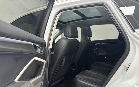 Audi Q3, 2022 год, 2 950 000 рублей, 17 фотография
