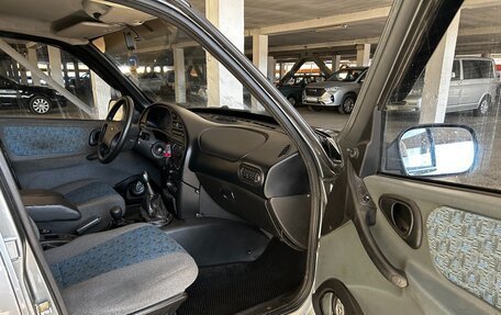 Chevrolet Niva I рестайлинг, 2004 год, 299 000 рублей, 15 фотография