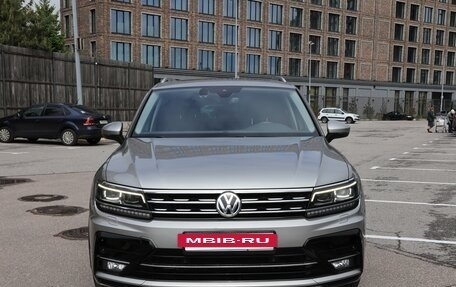 Volkswagen Tiguan II, 2019 год, 3 350 000 рублей, 2 фотография