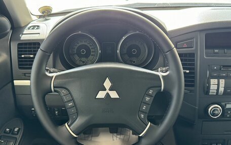 Mitsubishi Pajero IV, 2010 год, 1 700 000 рублей, 16 фотография