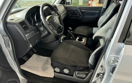 Mitsubishi Pajero IV, 2010 год, 1 700 000 рублей, 14 фотография