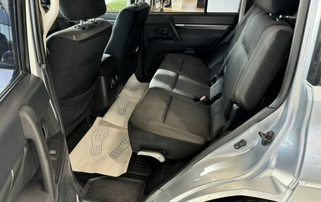 Mitsubishi Pajero IV, 2010 год, 1 700 000 рублей, 24 фотография