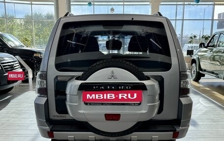 Mitsubishi Pajero IV, 2010 год, 1 700 000 рублей, 6 фотография