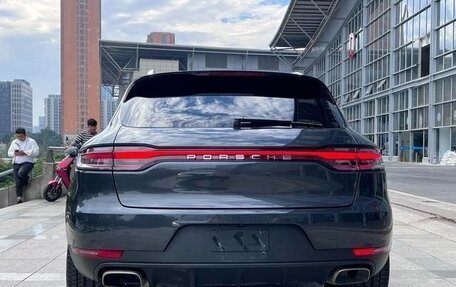 Porsche Macan I рестайлинг, 2021 год, 4 200 000 рублей, 6 фотография