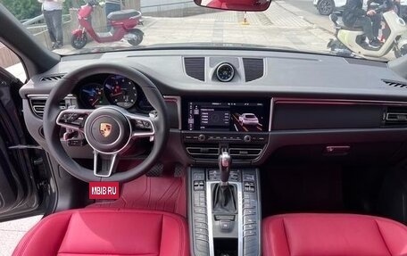 Porsche Macan I рестайлинг, 2021 год, 4 200 000 рублей, 14 фотография