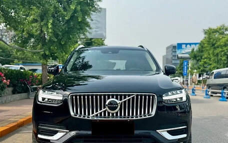 Volvo XC90 II рестайлинг, 2021 год, 3 800 000 рублей, 2 фотография