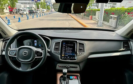 Volvo XC90 II рестайлинг, 2021 год, 3 800 000 рублей, 11 фотография