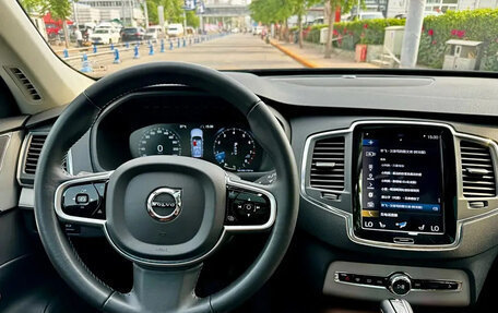 Volvo XC90 II рестайлинг, 2021 год, 3 800 000 рублей, 13 фотография