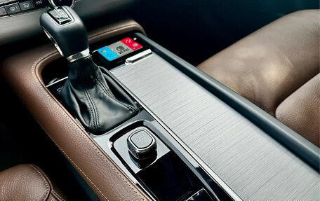 Volvo XC90 II рестайлинг, 2021 год, 3 800 000 рублей, 15 фотография