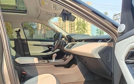 Land Rover Range Rover Evoque II, 2021 год, 2 400 000 рублей, 12 фотография