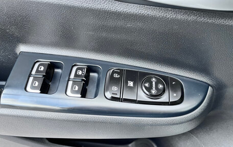 KIA Rio IV, 2017 год, 990 000 рублей, 15 фотография