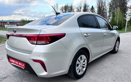 KIA Rio IV, 2017 год, 990 000 рублей, 6 фотография