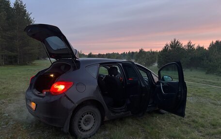 Opel Astra J, 2010 год, 500 000 рублей, 9 фотография