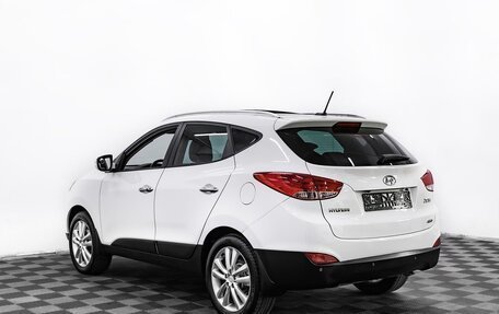 Hyundai ix35 I рестайлинг, 2013 год, 995 000 рублей, 4 фотография
