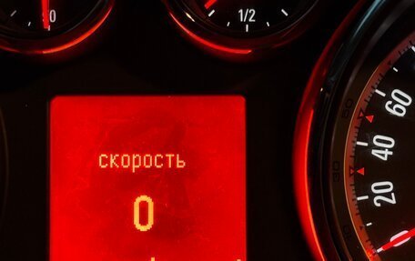 Opel Astra J, 2010 год, 500 000 рублей, 16 фотография