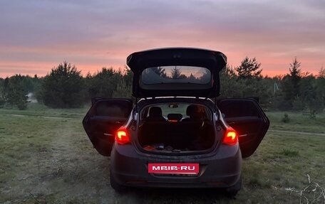 Opel Astra J, 2010 год, 500 000 рублей, 4 фотография